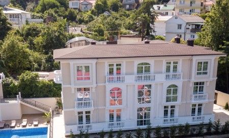 The White Residence