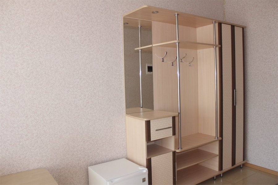 3-местный  2,3 этаж 3 односпальных кровати / Номер