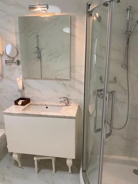 4* 2-местный с 2 доп.местами на одном складном диване корпус 1 / Студия