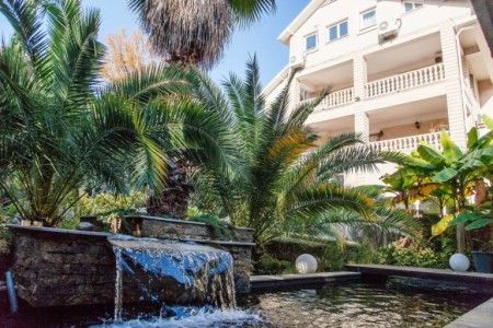 ROMANOVPALM Hotel