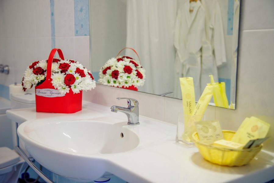 улучшенный Люкс 2-местный с балконом с видом на море / Семейный