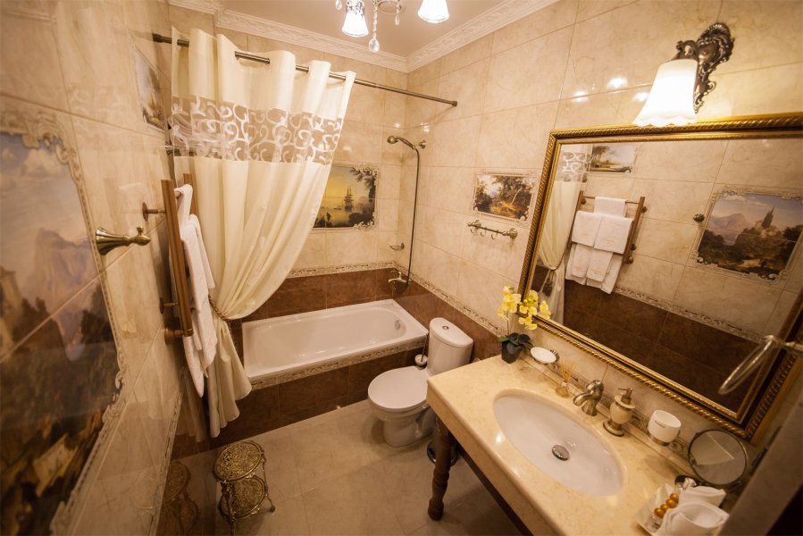 Улучшенный номер с кроватью king size / Улучшенный