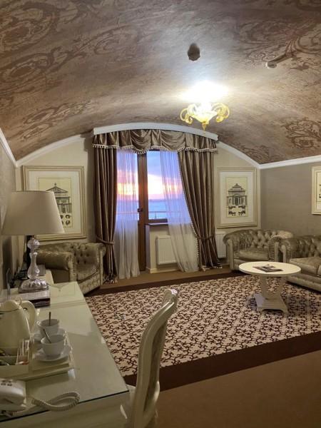 4* Панорамный 2-местный 2-комнатный корпус 1 / Люкс