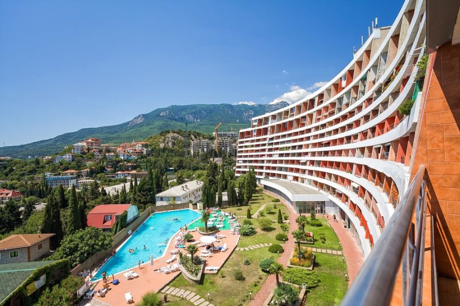 №104 Luxury с балконом, с видом на море / Апартаменты
