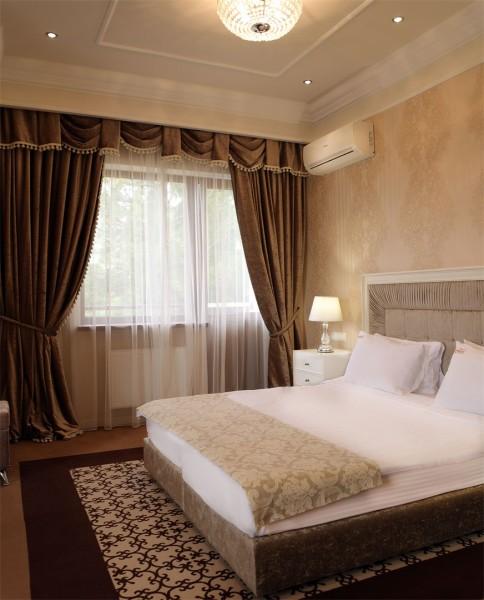 4* ВИДОВОЙ 2-местный с 2 доп.местами на одном складном диване корпус 1 / Студия