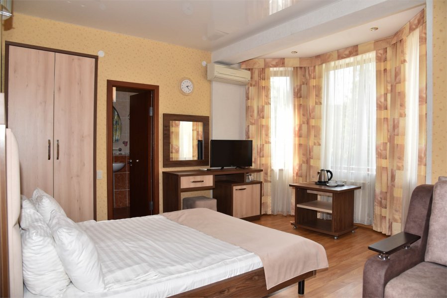 4-местный без балкона / Номер