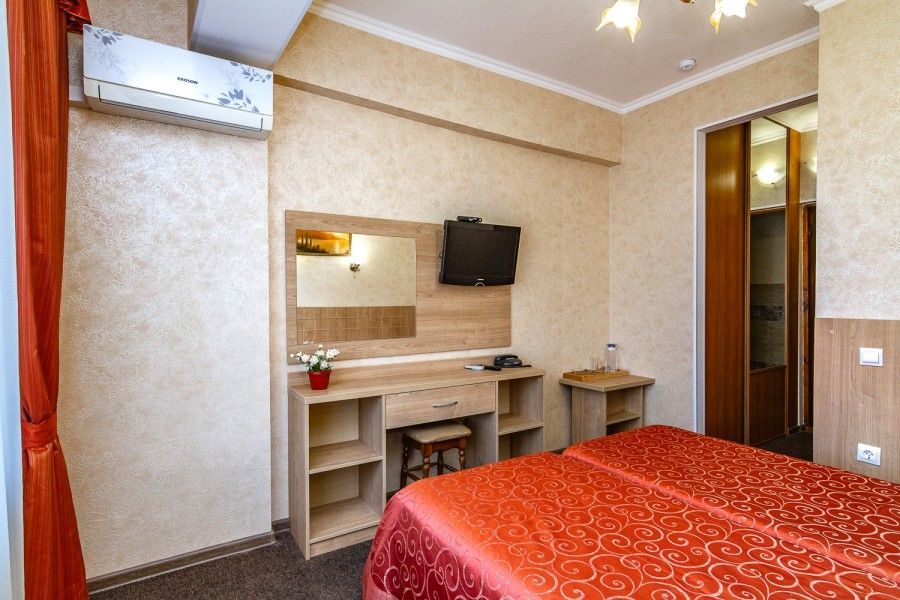 2-местный в корпусе без доп. места / Стандартный