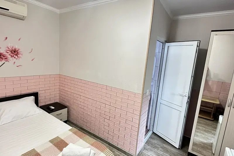2-местный с видом на внутренний двор / Комфорт