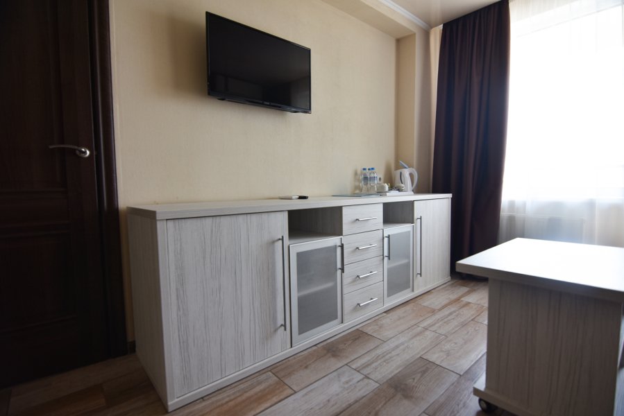 3-местный 2-комнатный / Люкс